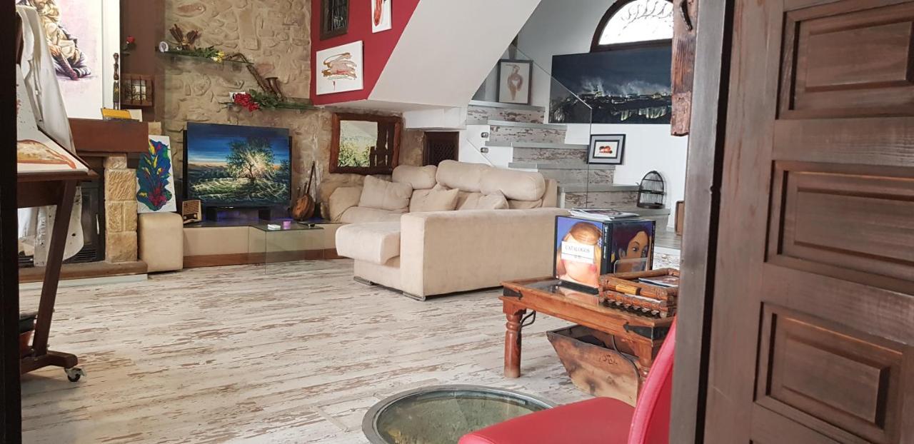 La Casa Del Pintor - Estudio De Arte En Баеза Екстериор снимка